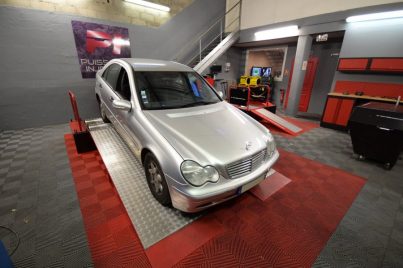 Reprogrammation moteur Mercedes-Benz Classe C W203 200 CDi 115