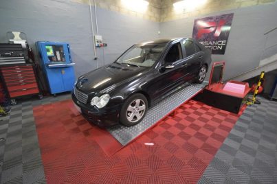 Reprogrammation moteur Mercedes-Benz Classe C W203 200 K 163