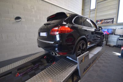 Reprogrammation moteur Porsche Cayenne 958 3.0i S Hybrid 380